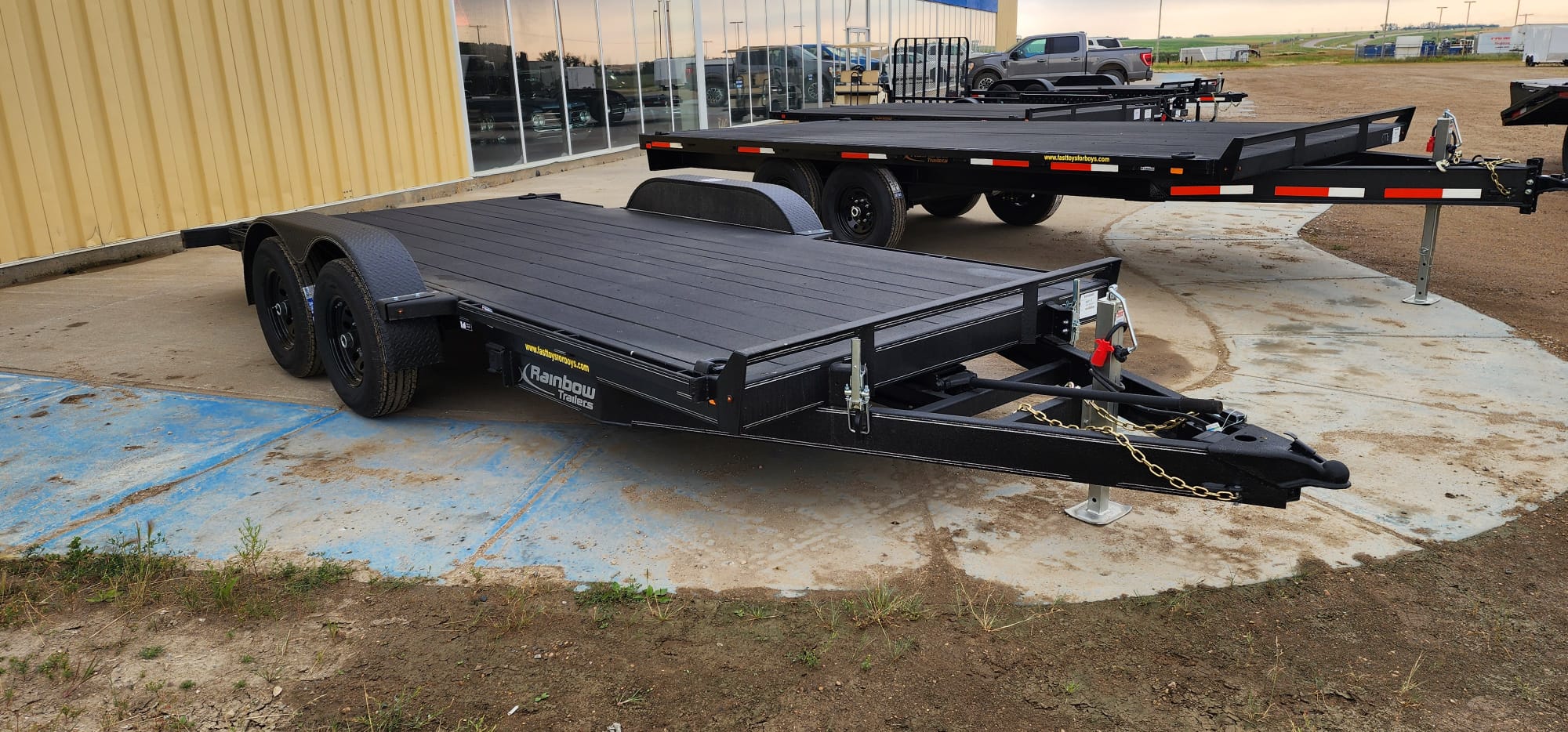 2027 Rainbow Trailers 8518M Trailer