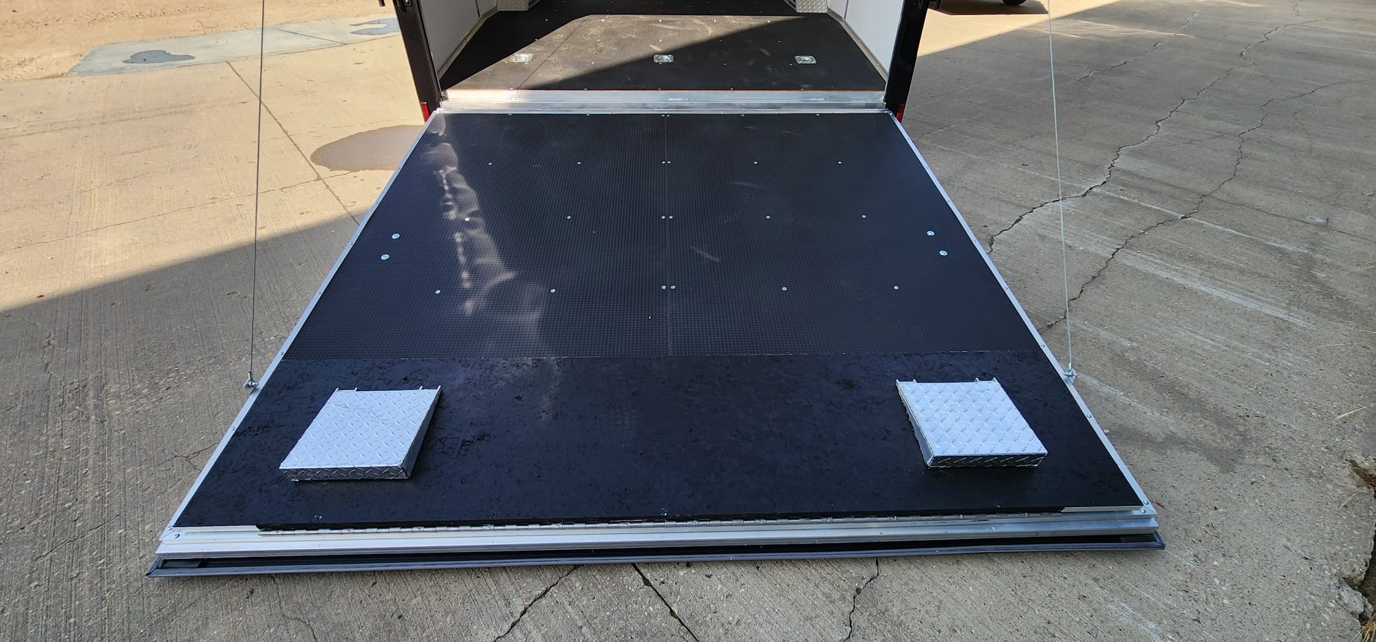 2027 Lightning Trailers LTFCH822TA3 Enclosed Car Hauler