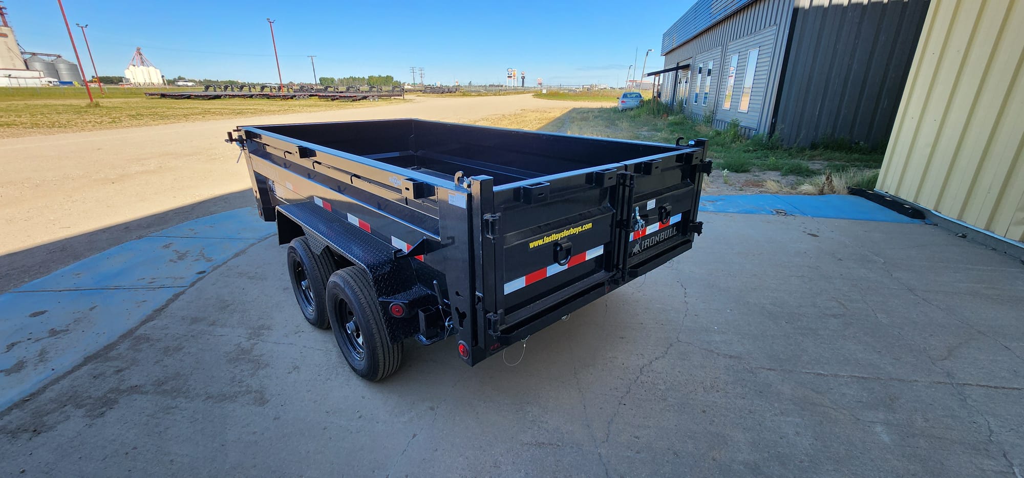 2027 Iron Bull Trailers DTB10 Dump Trailer