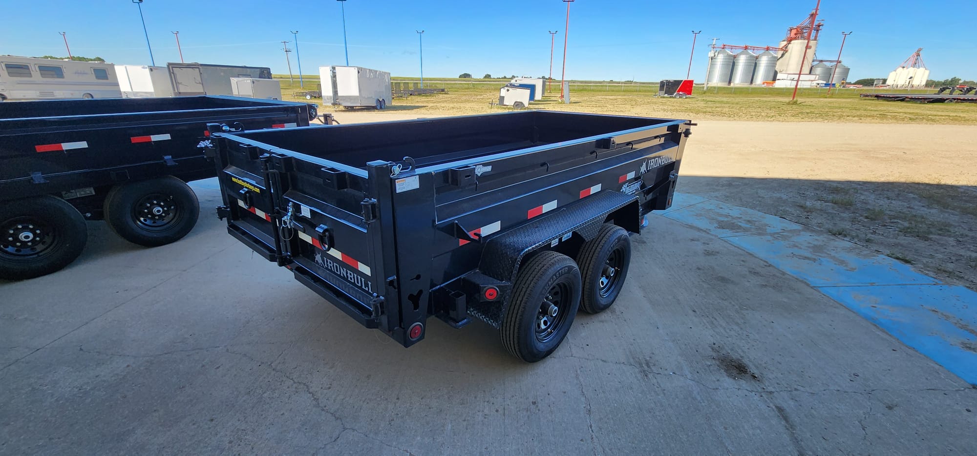 2027 Iron Bull Trailers DTB10 Dump Trailer
