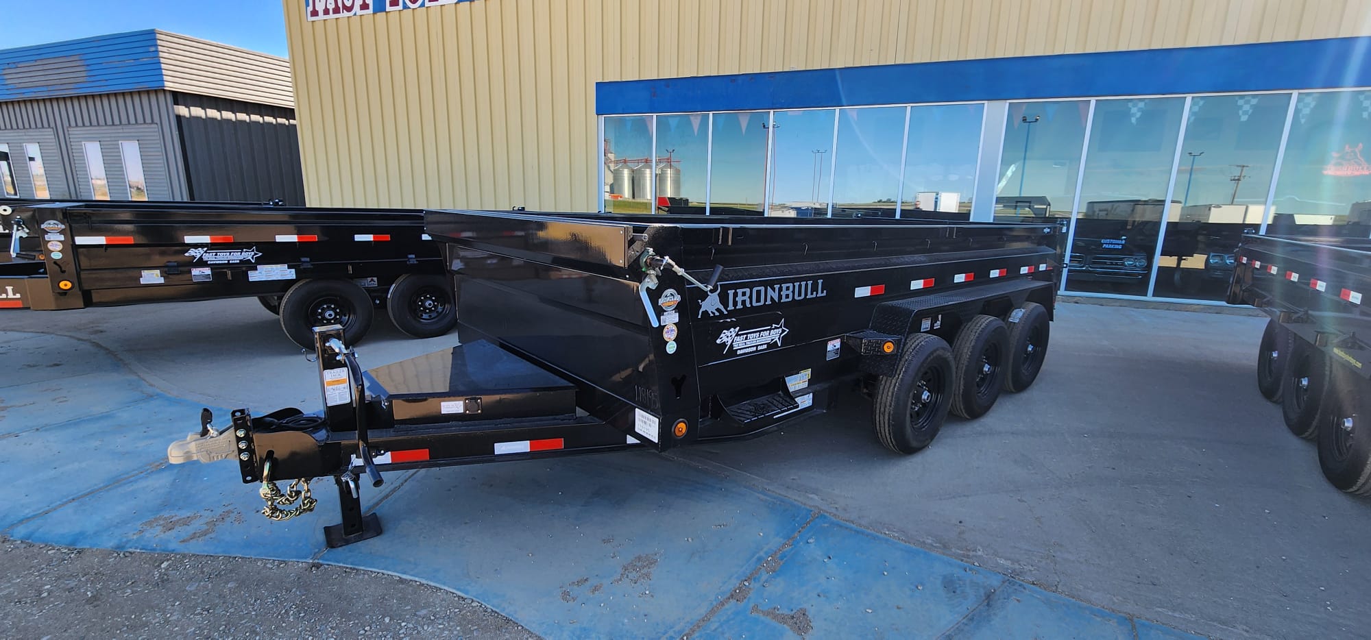2027 Iron Bull Trailers DTB14 Dump Trailer