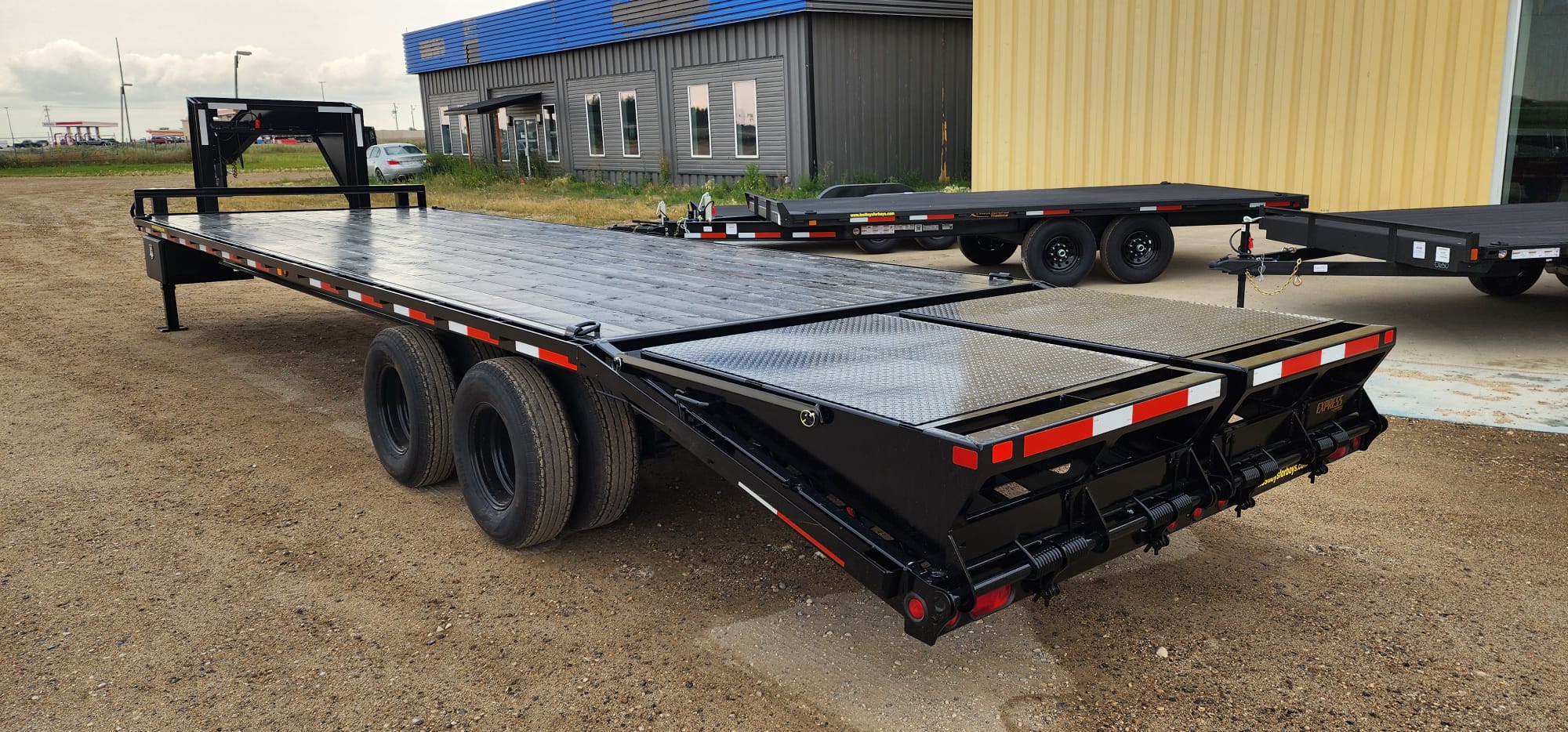 2027 Rainbow Trailers HG1025E + 5DT Gooseneck Gooseneck Trailer