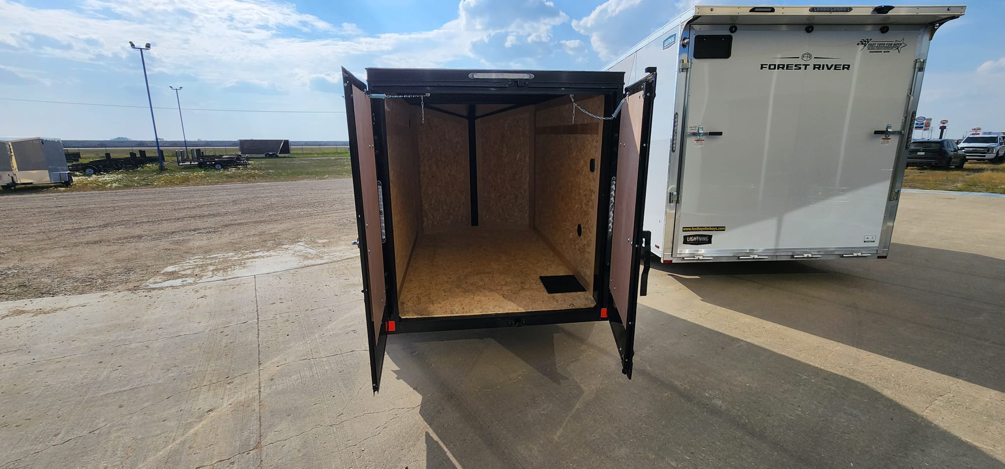 2027 Continental Cargo V-Series VHW58SA Enclosed Cargo Trailer