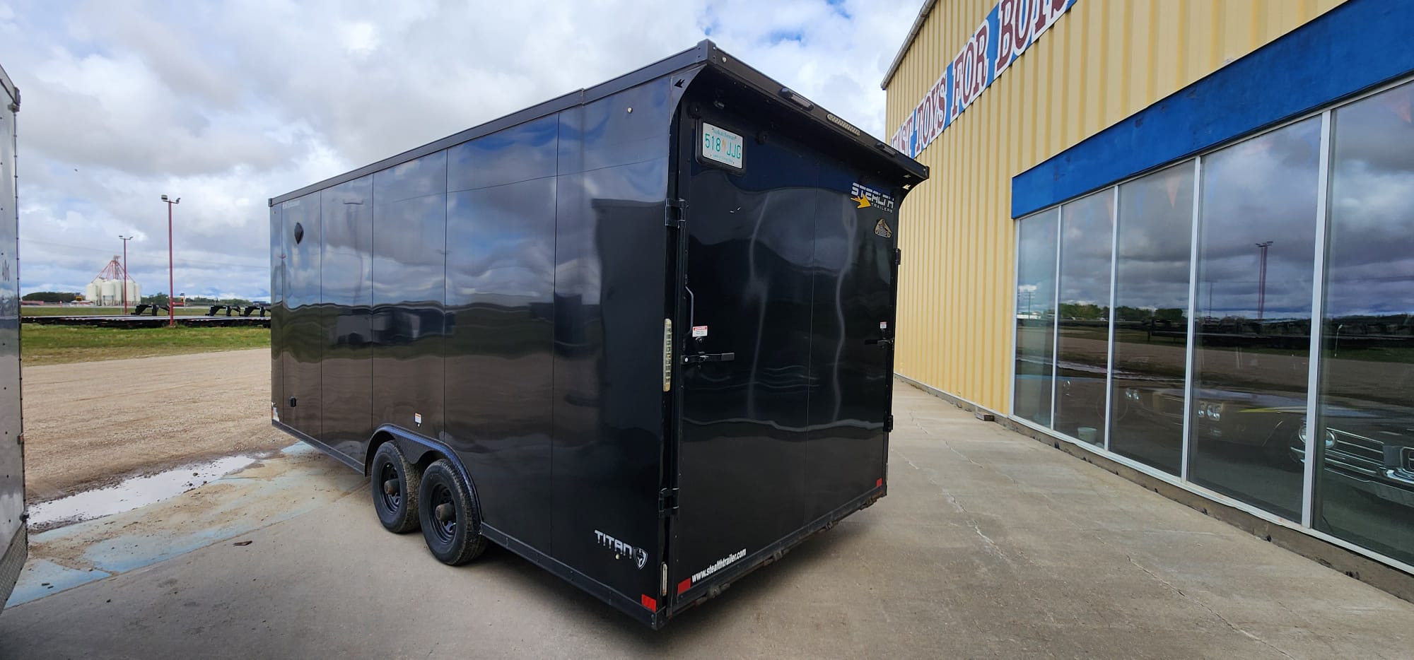 2022 Stealth Trailer Titan Enclosed Cargo Trailer