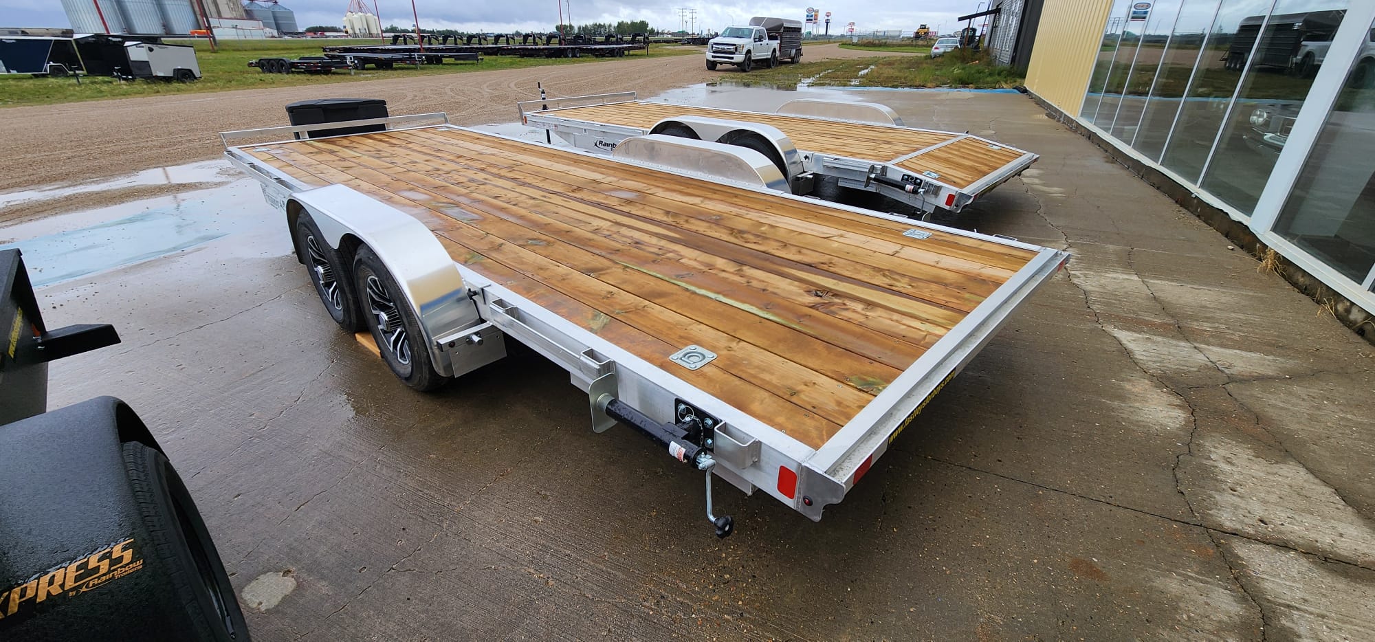 2027 Rainbow Trailers 6A520M Car Hauler