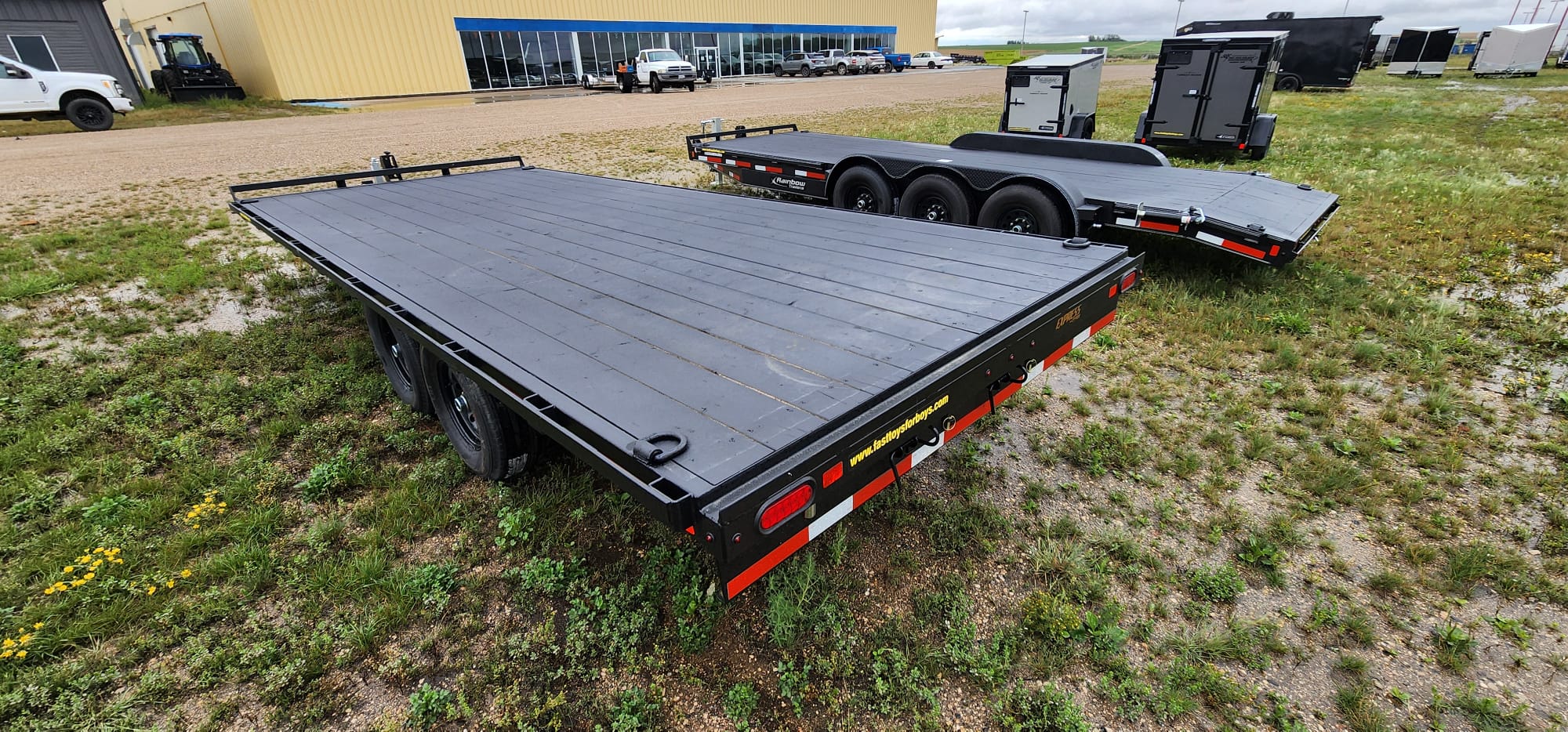 2027 Rainbow Trailers O20A27E Flatbed Trailer