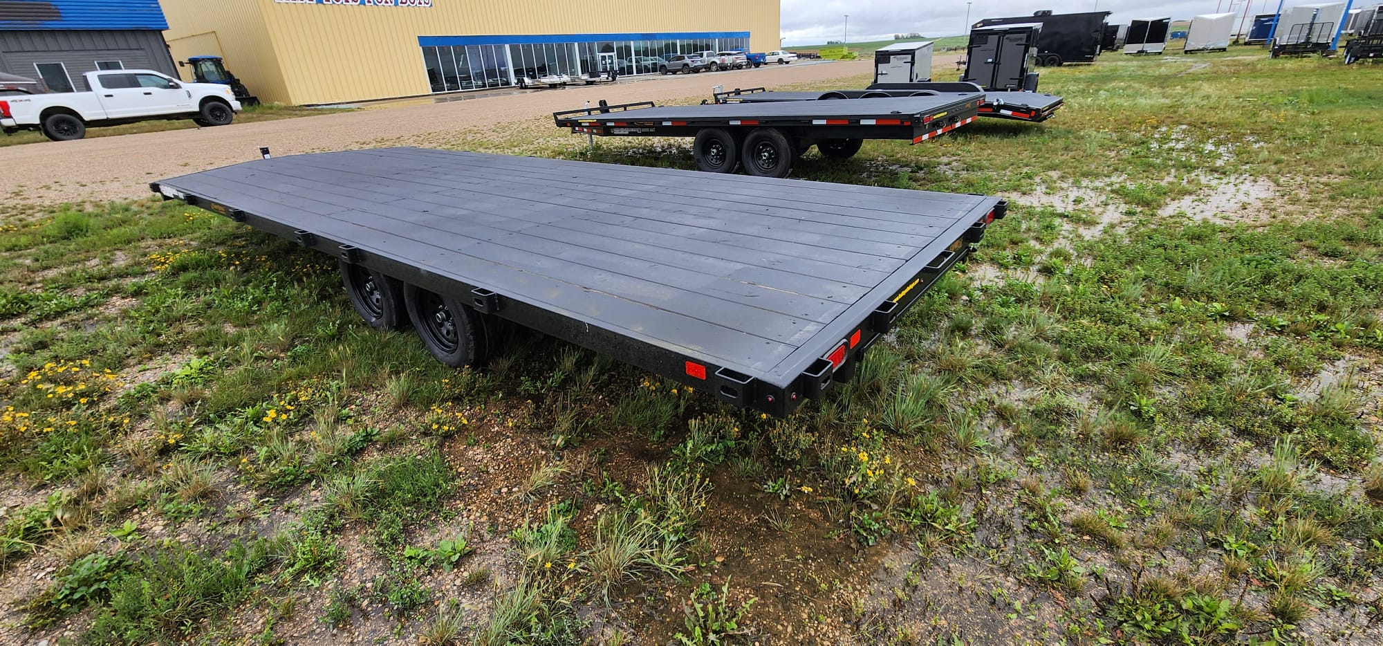 2027 Rainbow Trailers 422A23E ATV Trailer