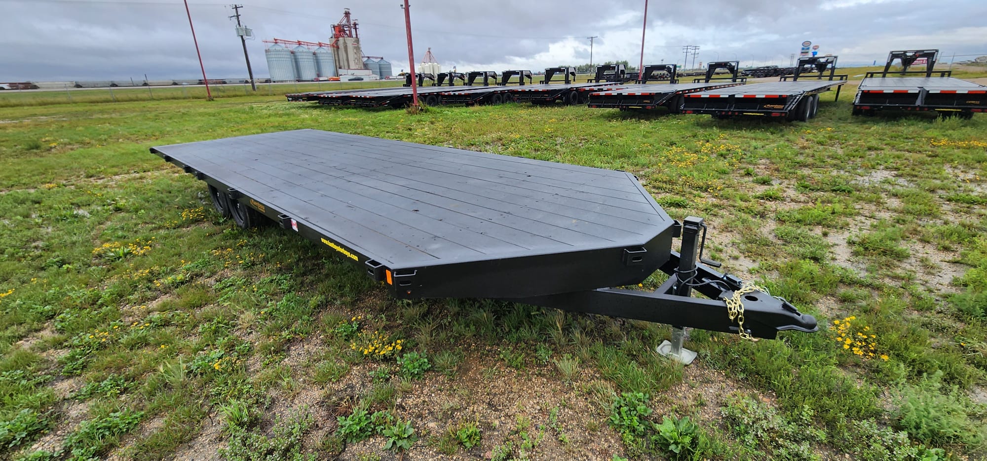 2027 Rainbow Trailers 422A23E ATV Trailer