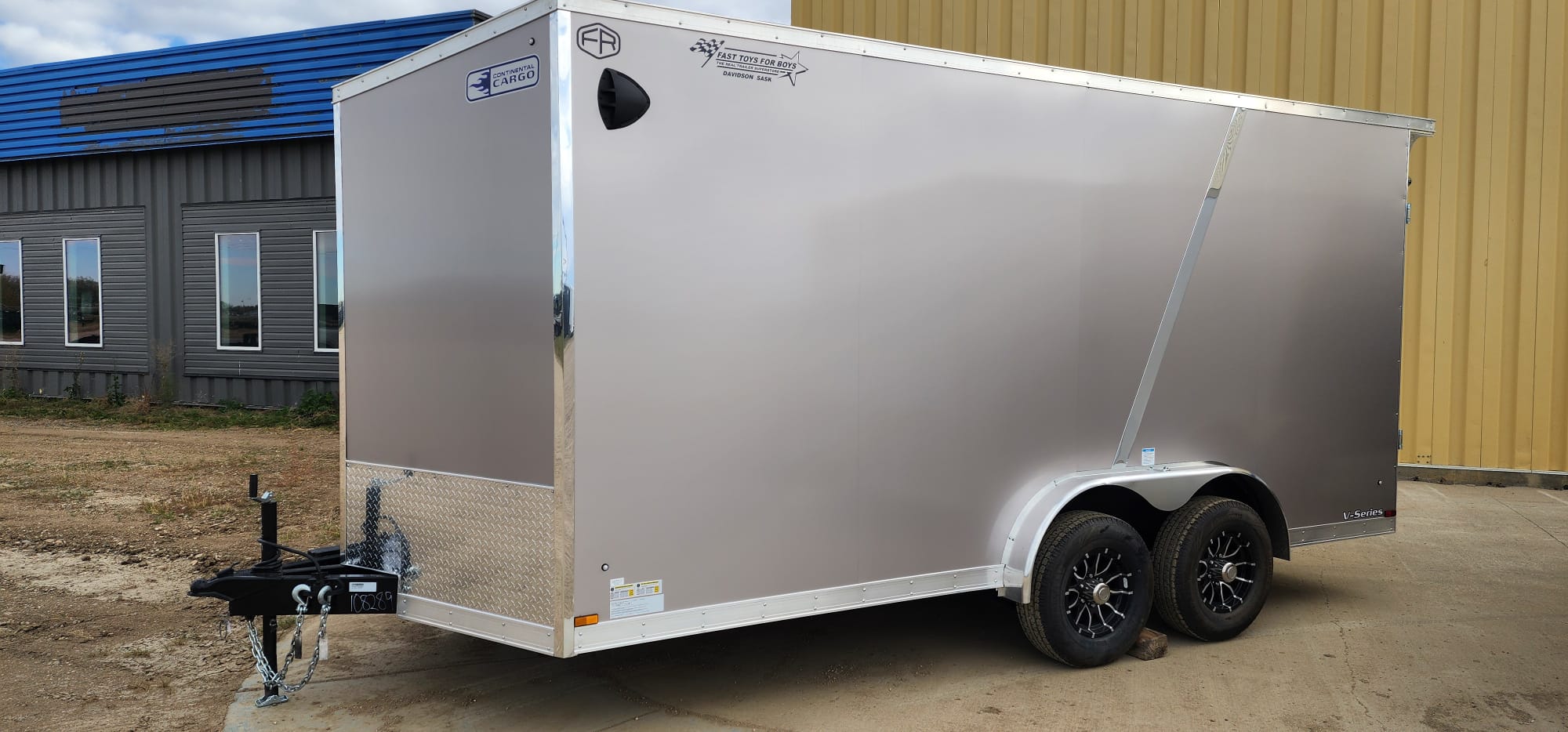 2027 Continental Cargo V-Series VHW7516TA3 Enclosed Cargo Trailer