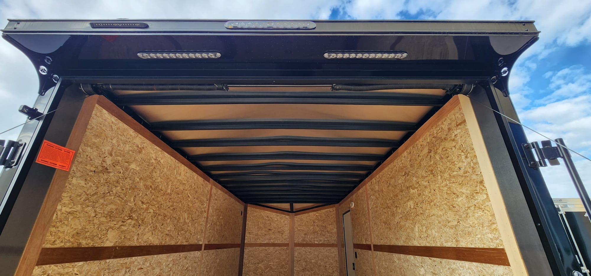2027 Continental Cargo V-Series VHW7516TA3 Enclosed Cargo Trailer