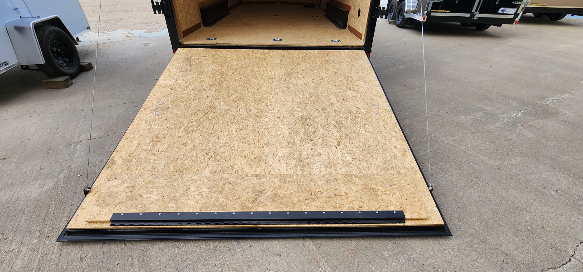 2027 Continental Cargo V-Series VHW7516TA3 Enclosed Cargo Trailer